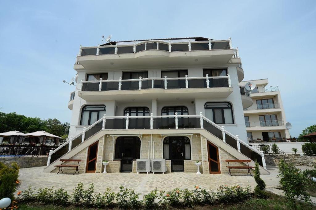 Къща За Гости Алла Hotel Byala  Exterior photo